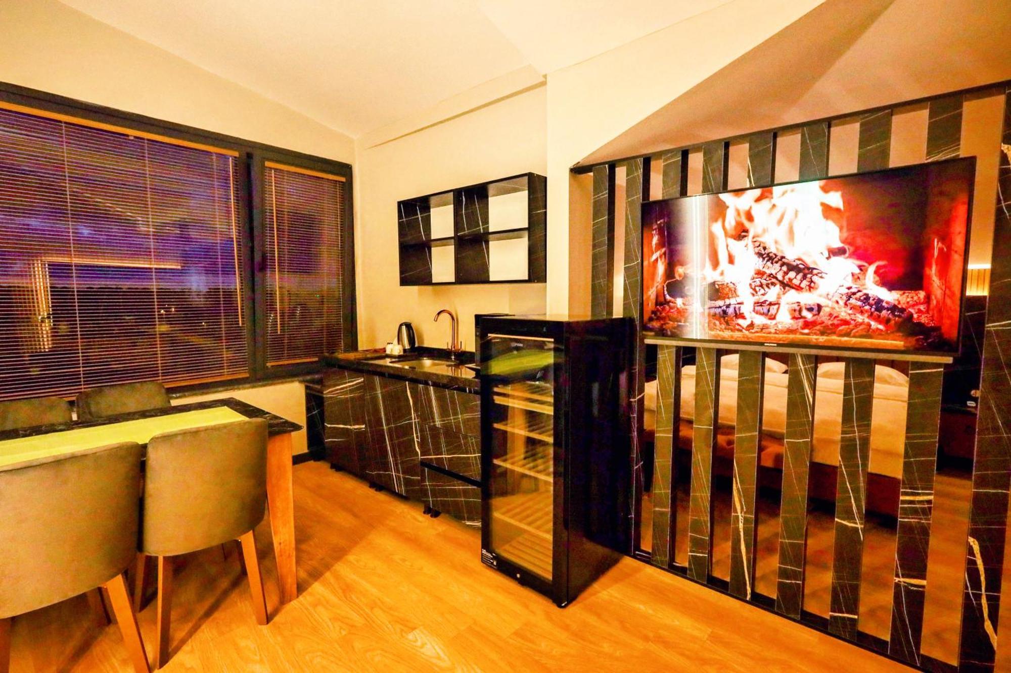 1314 Suite Hotel Istanbul Arnavutkoy Exterior foto